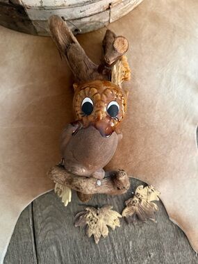 Vintage Brown Ceramic Owl Wall Hanging - Rustic Home Wall Decor
